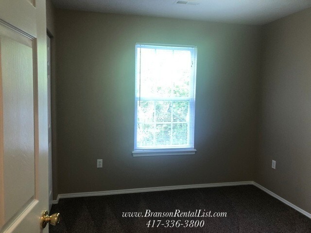 Building Photo - 110 Humanity Ln