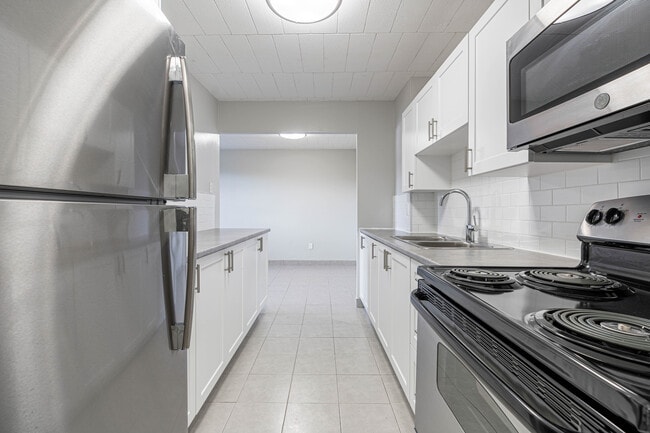 Building Photo - THE GRAHAM BELL APARTMENTS