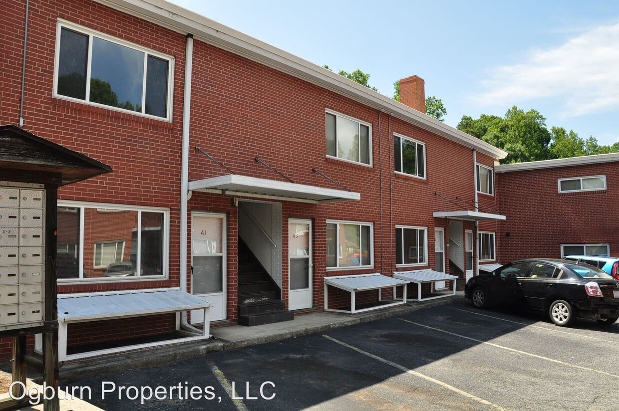 Primary Photo - 401 Lockland Ave