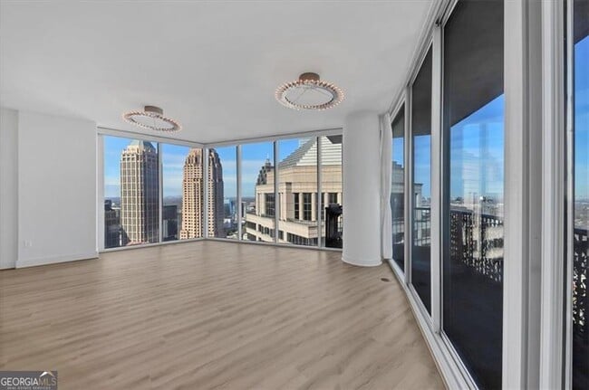 Building Photo - 1080 Peachtree St NE