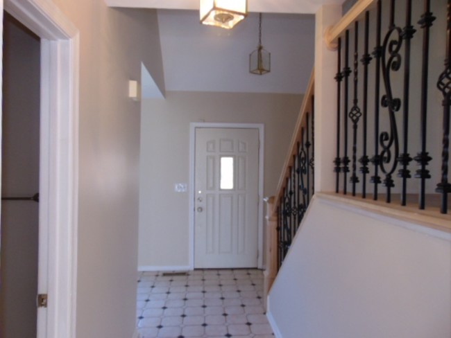 Building Photo - 1509 Peartree Ct