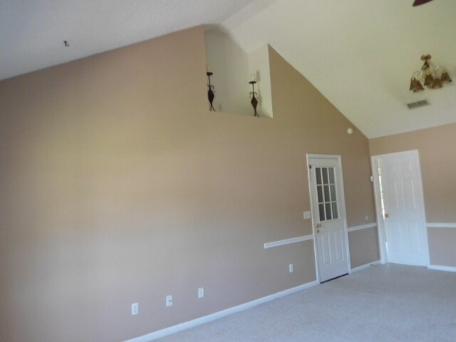 Building Photo - Home For Rent