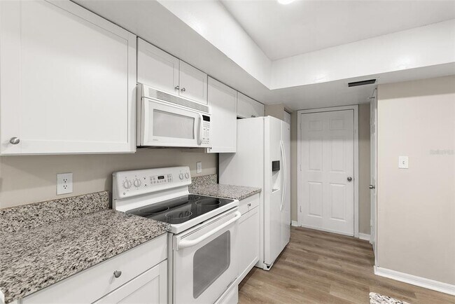 Building Photo - 715 Gasparino Ct