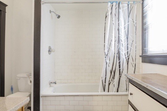 Foto del edificio - 357 S Berendo St