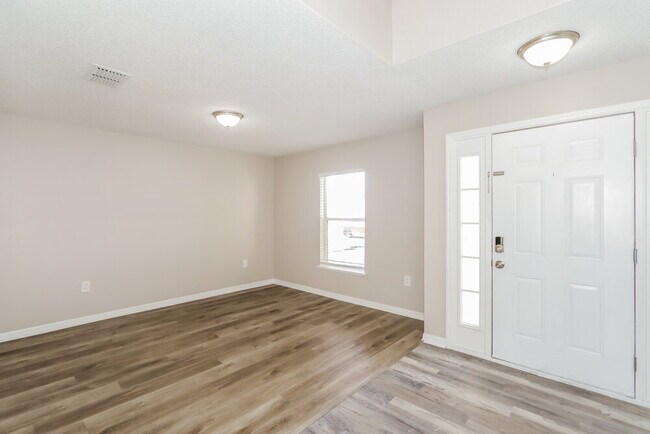 Building Photo - 1608 Settlers Creek Dr