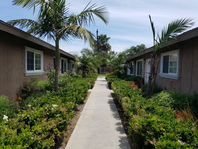 Foto del edificio - 7762 Newman Ave