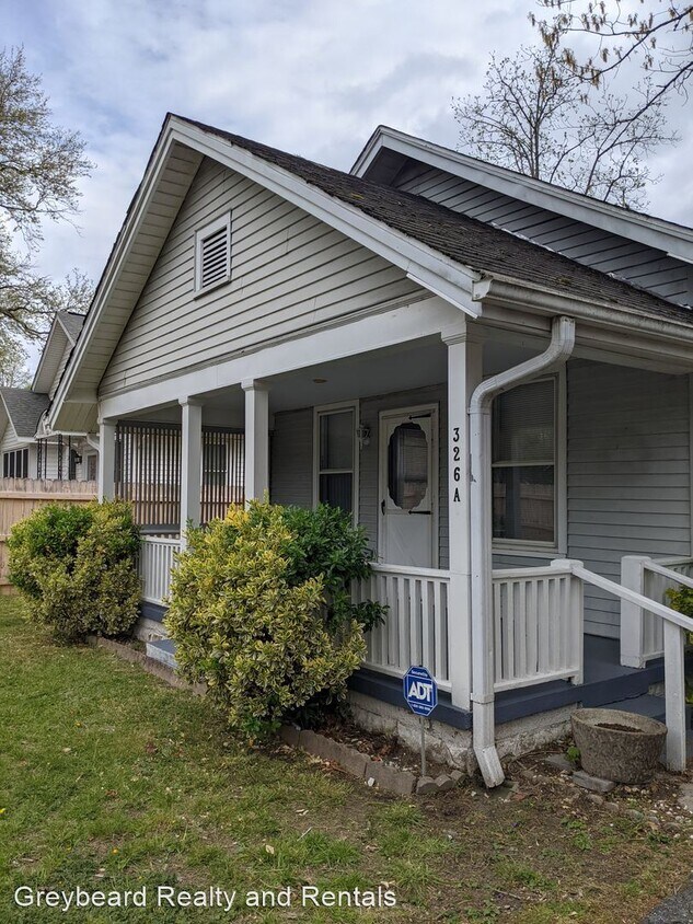 Primary Photo - 1 br, 1 bath House - 326 Spring Street