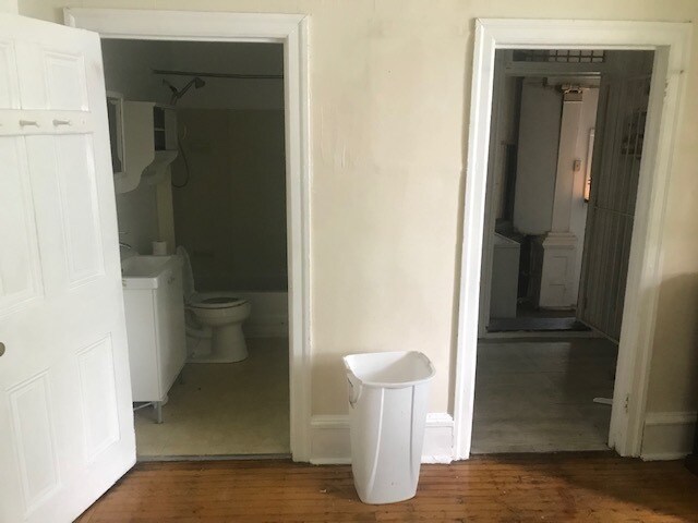 view of bathroom and kitchen - 3416 Race St