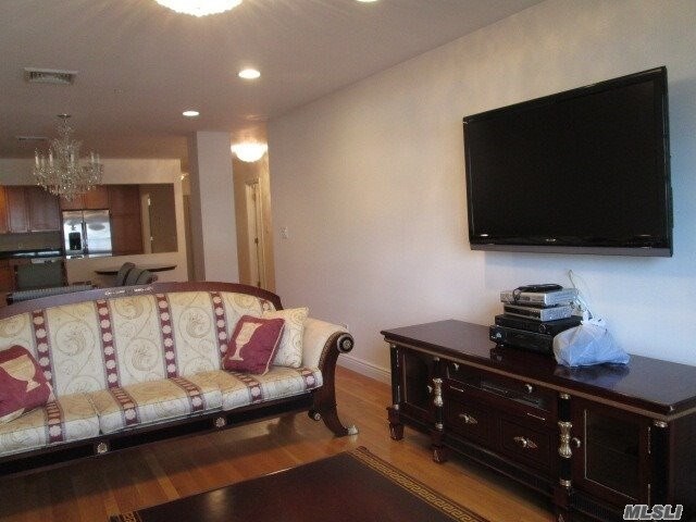 Building Photo - 1 Portico Ct