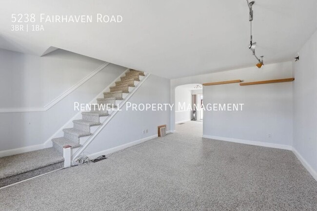 Photo - 5238 Fairhaven Rd House