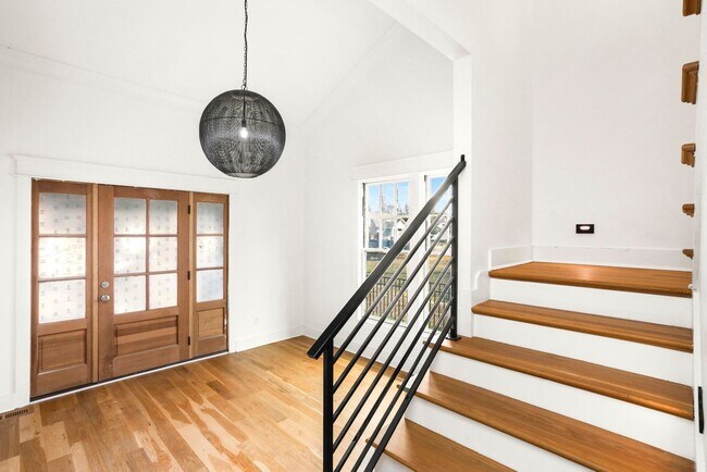 Foto del edificio - 942 Maxwell Ave