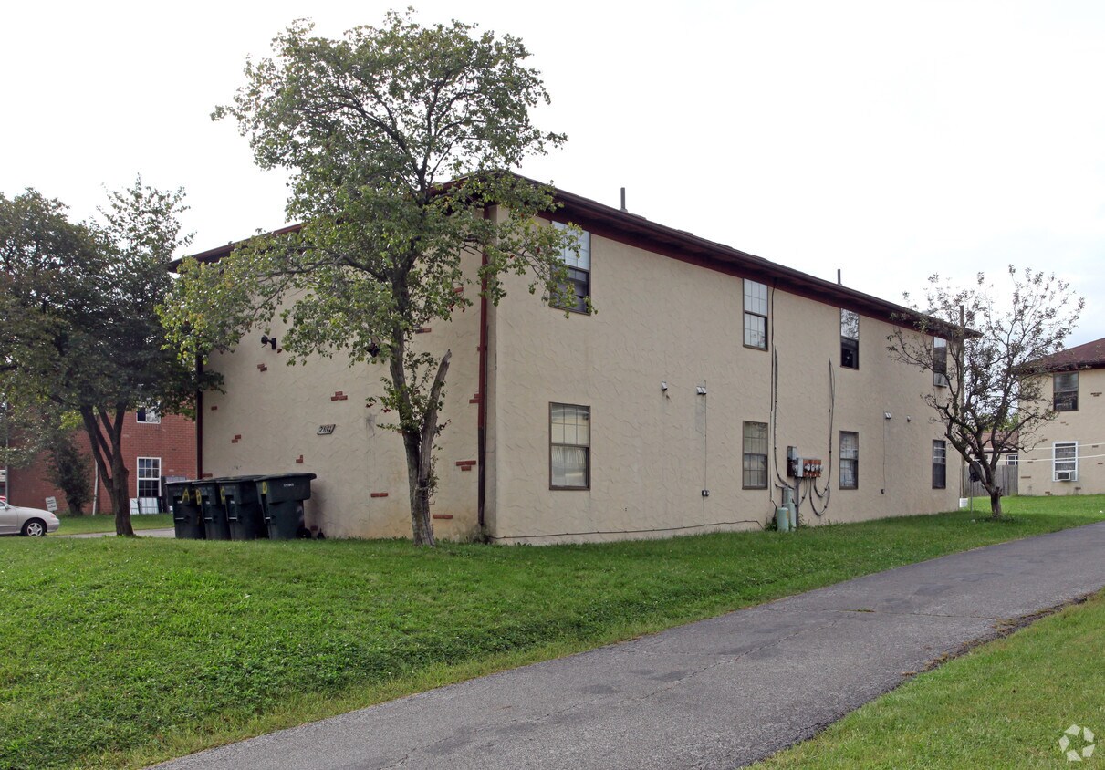 Foto del edificio - 2641-2649 Red Rock Blvd