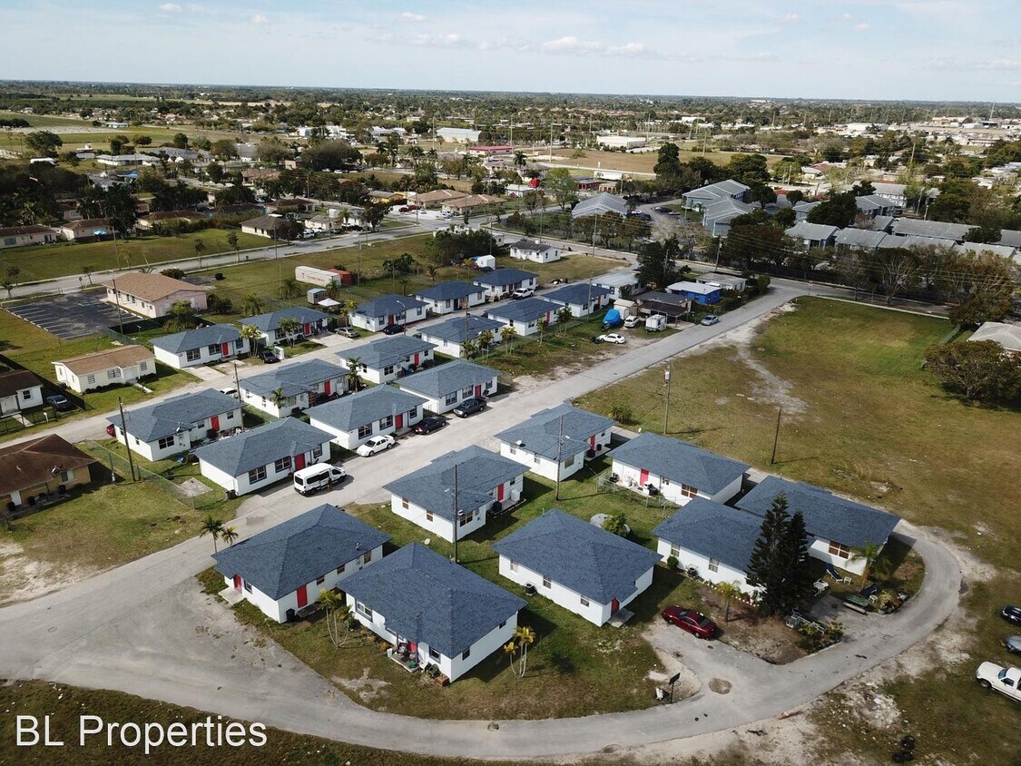 Primary Photo - 3 br, 2 bath House - 835 NW 12 St
