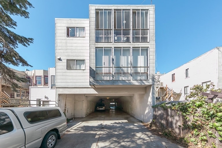 Building Photo - 268 2nd Ave