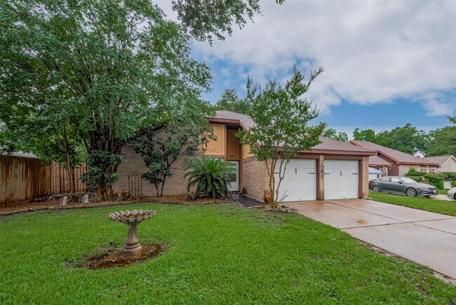 Foto del edificio - 2717 Elder Rd