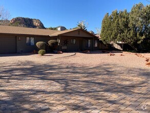 Building Photo - 1475 Verde Valley School Rd