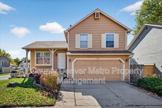 Building Photo - 306 Mulberry Cir