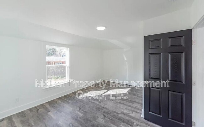 Building Photo - 2509 Hamill Rd