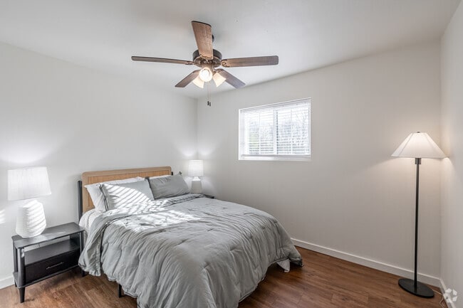 2BR, 1BA - 790 SF - Second Bedroom - Vineyards on Garland Apartments