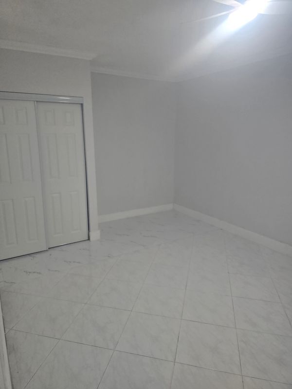Foto del edificio - 8241 SW 4th St