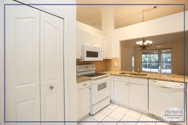 Foto del edificio - ***ANNUAL LEASE ONLY***WONDERFUL VILLA***M...
