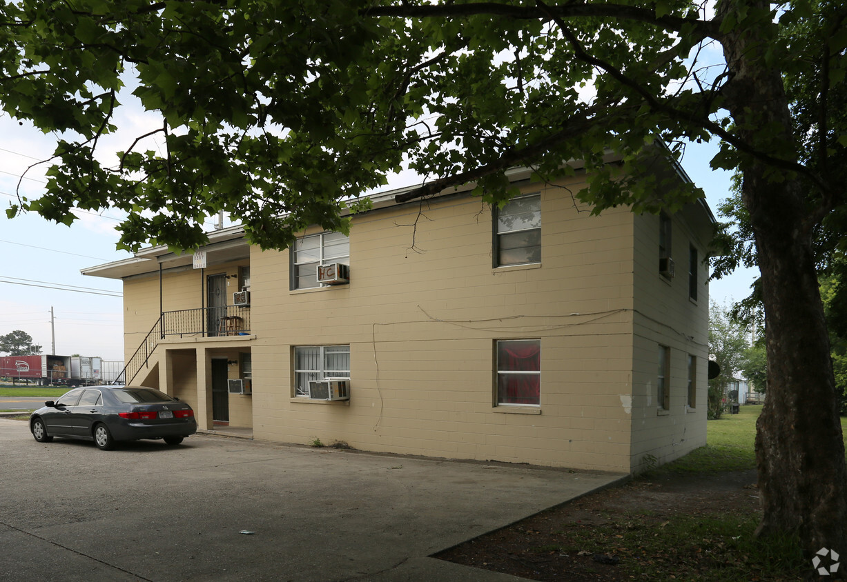 Building Photo - 1545 Beaver St