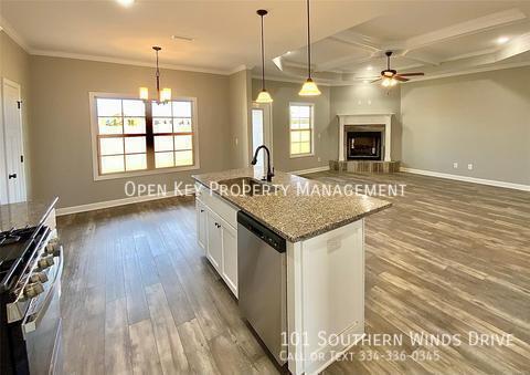 Building Photo - Beautiful New 3-Bedroom Home in a Quiet Ne...