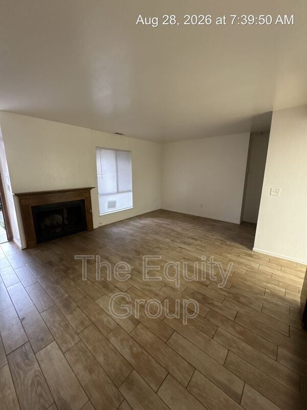Building Photo - 2025 S Pinkham St