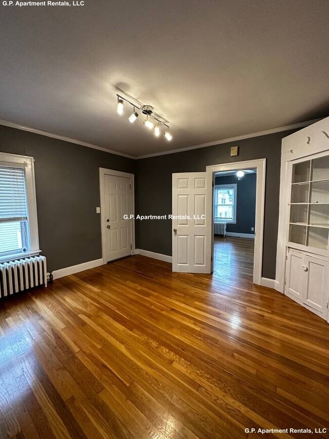 17 Phillips Ave Unit 2, Lynn, MA 01902 Condo for Rent in Lynn, MA