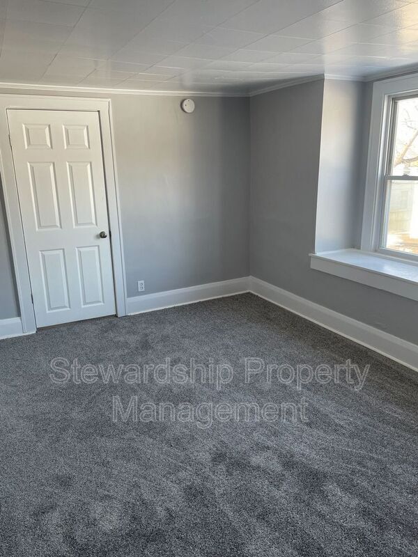 Building Photo - 63 Marion Ave SE