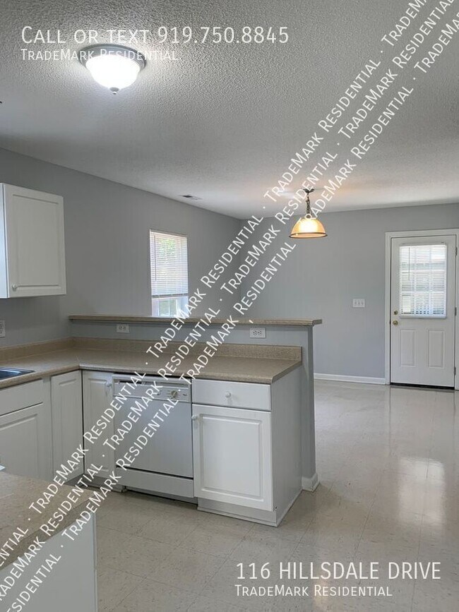 Building Photo - 116 Hillsdale Dr