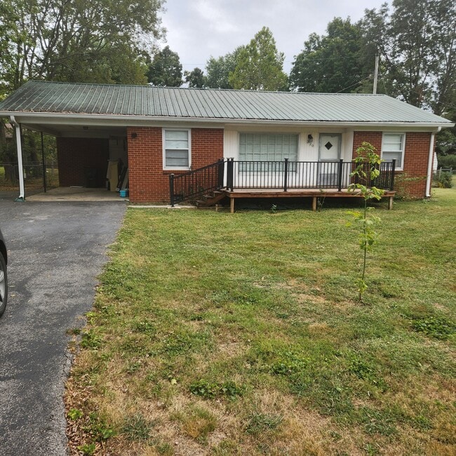 Building Photo - 320 Roney Dr