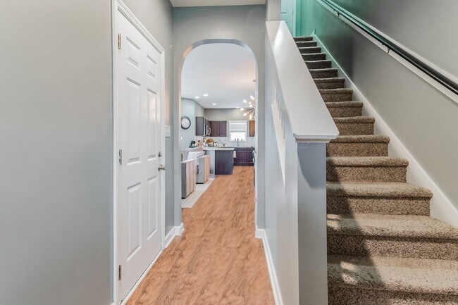 Foto del edificio - 3-Bedroom Townhome with Garage in Holly Ridge