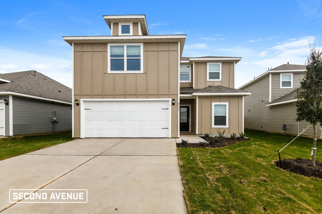 Foto principal - 9713 Dan Meyer Dr
