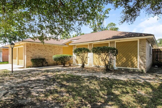 Foto del edificio - 2535 Goldspring Ln