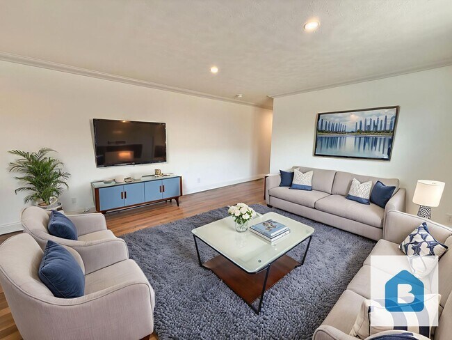 Foto del edificio - 1907-1909 E Routt Ave.