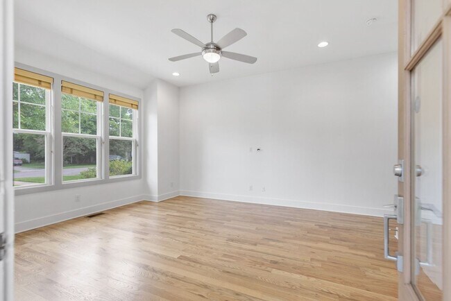 Foto del edificio - East Nashville Charmer