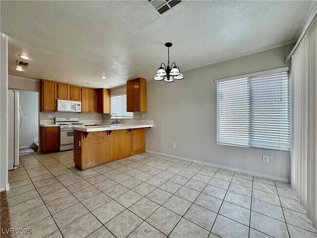 Foto del edificio - 1828 Badger Canyon Ave