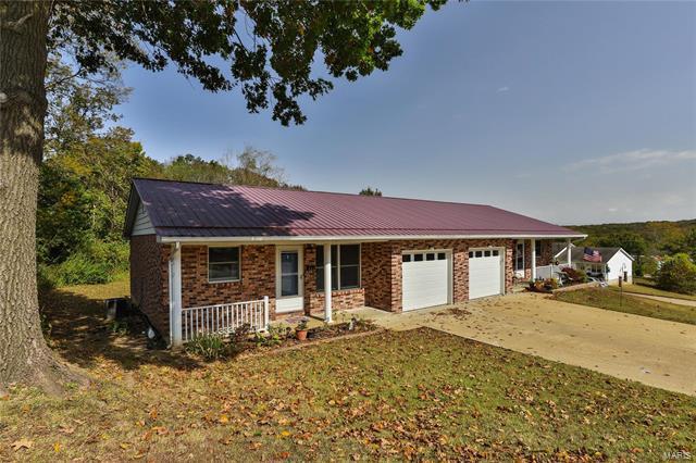 Primary Photo - 304 Essex St