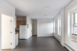 Building Photo - 187 Pearl St