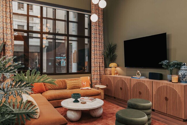 Foto del edificio - 240 Rep. John Lewis Way N