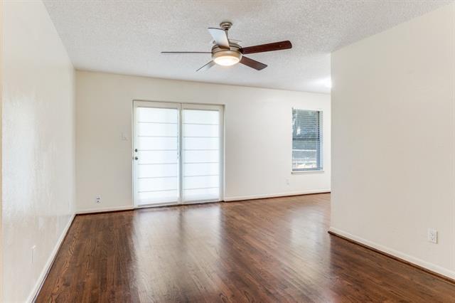 Building Photo - 10350 Country Club Dr