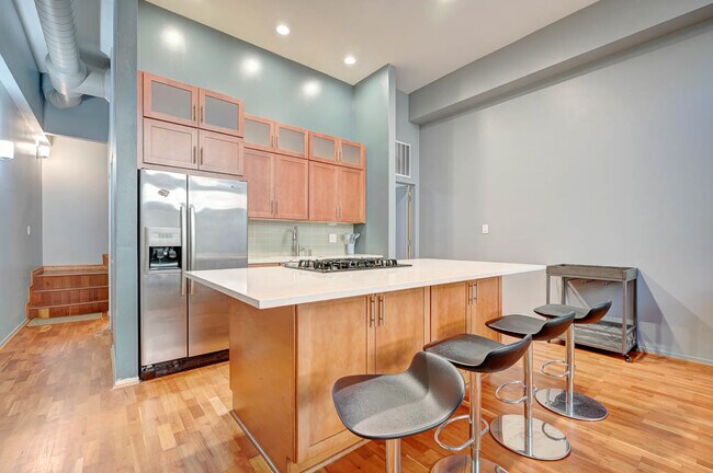 Foto del edificio - 1760 W Wrightwood Ave