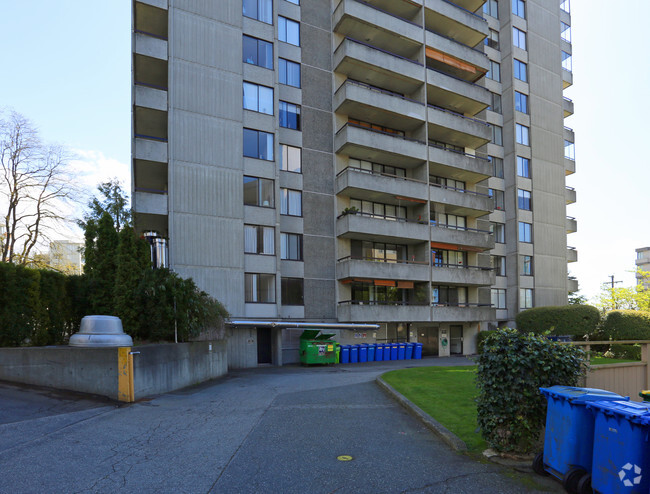 Photo du bâtiment - Bellevue Tower