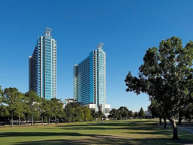 Foto del edificio - 5925 Almeda Rd