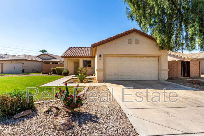 Foto principal - 11187 W Almeria Rd