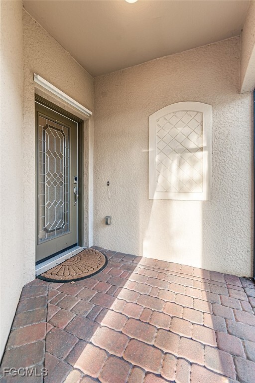 Foto del edificio - 9101 Water Tupelo Rd