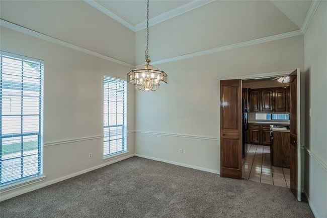 Building Photo - 5631 Spring Lodge Dr