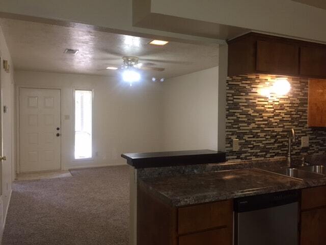 Building Photo - 2410 Bosque Drive, Unit C