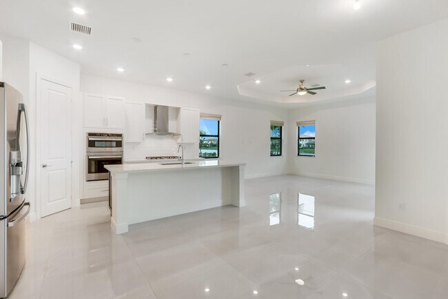 Foto del edificio - 12130 Lake Trail Ln
